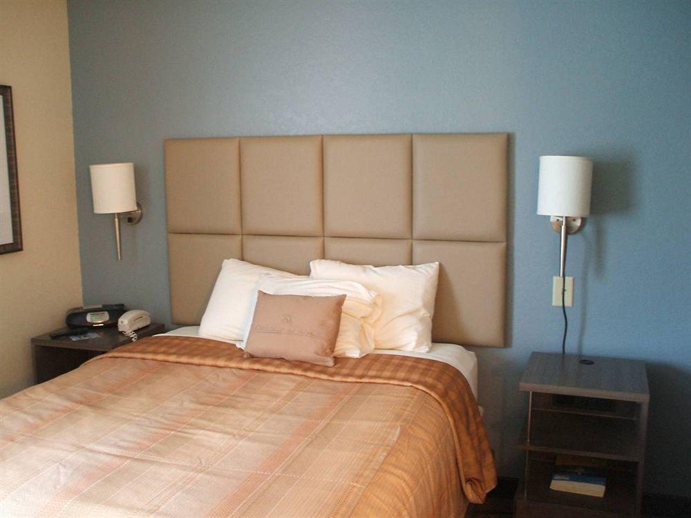 Sonesta Simply Suites Detroit Ann Arbor Exterior photo
