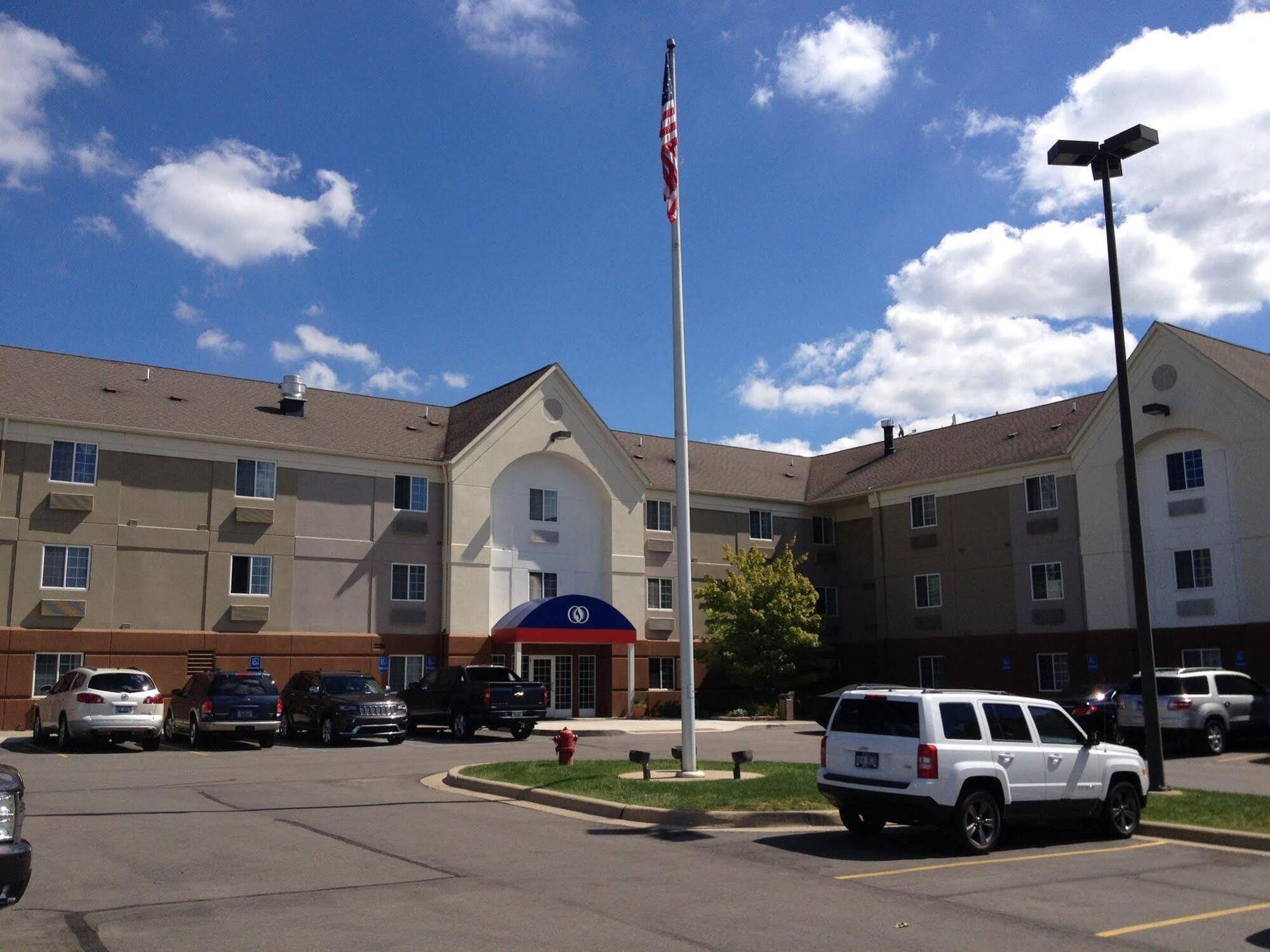 Sonesta Simply Suites Detroit Ann Arbor Exterior photo